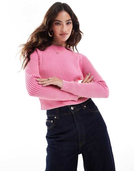 Vero Moda – Prążkowany dzianinowy sweter o krótkim fasonie w różowym kolorze z efektem sprania
