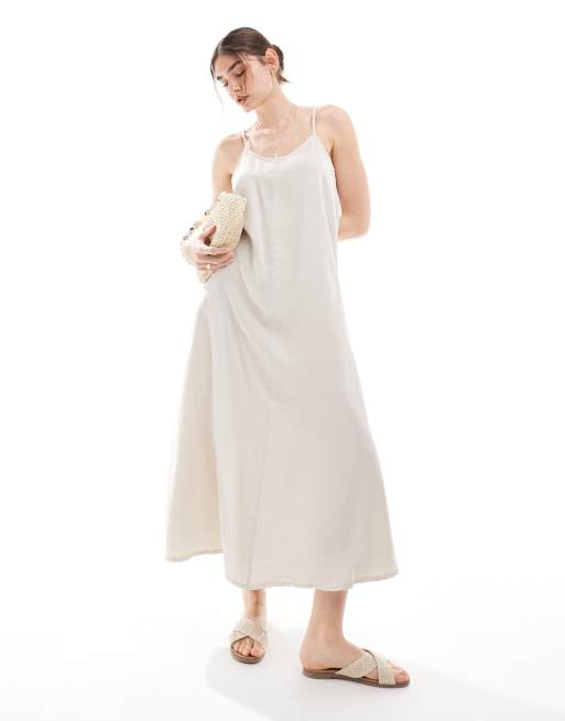 Vero Moda – Premium – Maxikleid in Creme mit Riemchenträgern