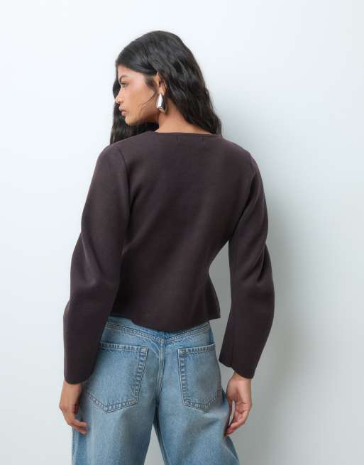 Vero Moda Premium strukturierte Strickjacke mit Rundhalsausschnitt in Schokobraun, 4 von 5