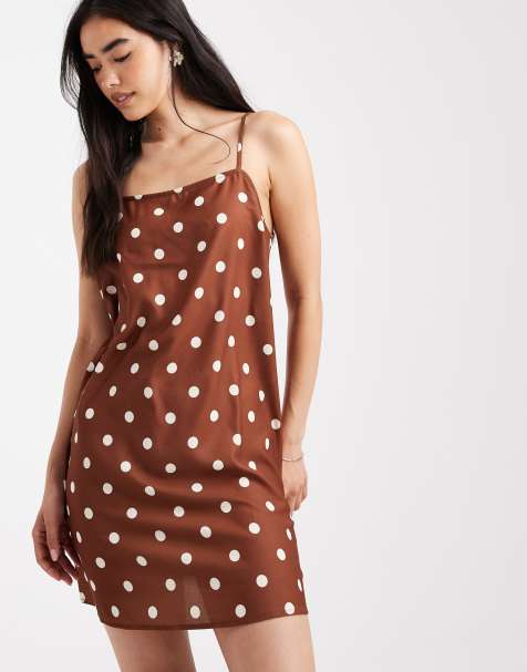 Vero Moda – Prickig miniklänning i linnestil och dra på-modell - view 1