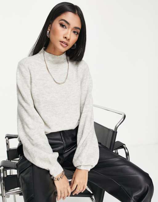 Grey puff hotsell sleeve sweater