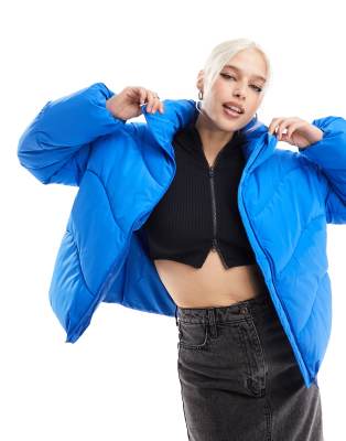 Vero Moda puffer jacket in bright blue