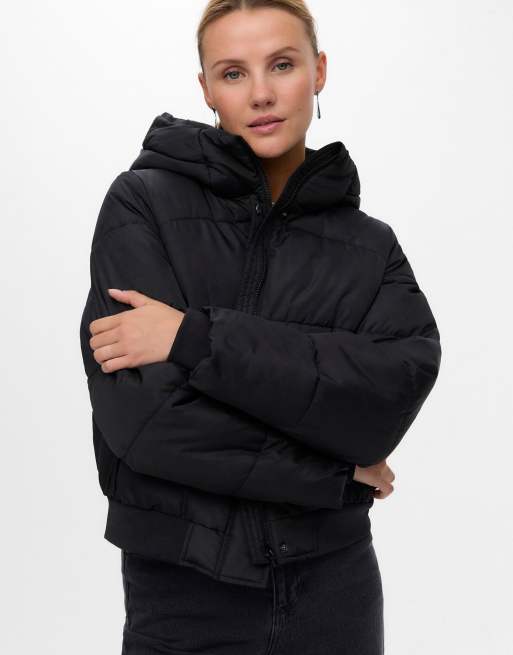 Vero Moda pufferjacka i svart, 3 av 5