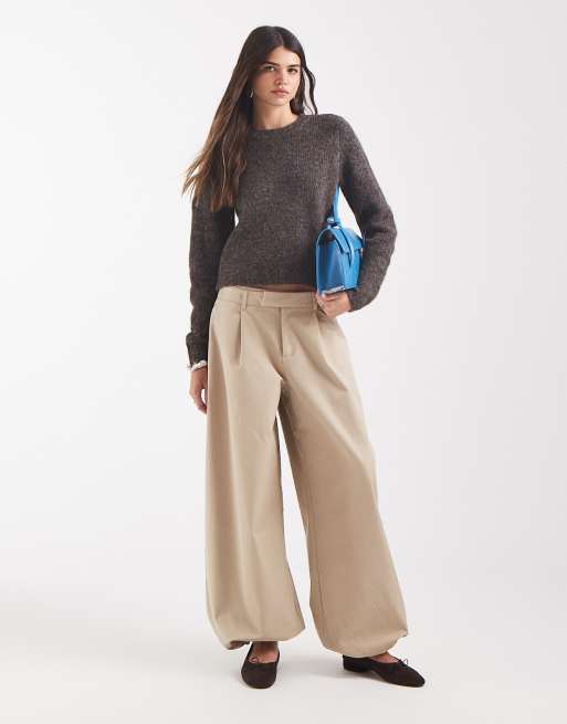 Vero Moda pull en maille douce et duveteuse à col rond marron chocolat, 2 de 4