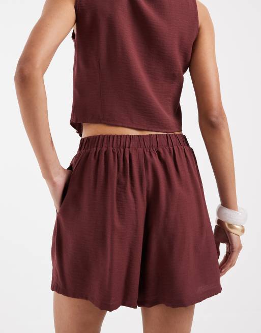 Vero Moda pull on loose fit shorts co-ord in andorra red, 5 of 5