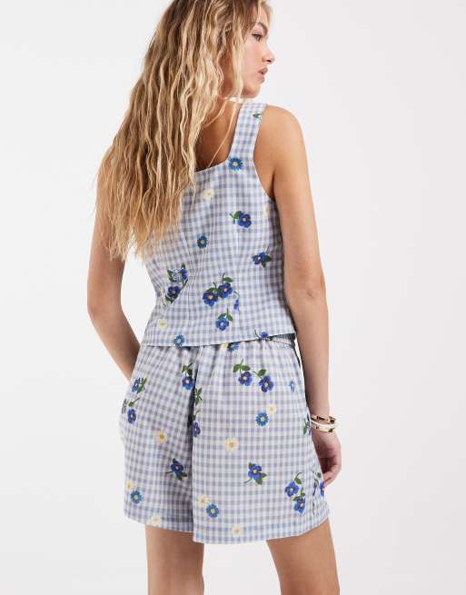 Vero Moda pull on shorts in blue floral gingham print - part of a set, 4 of 5