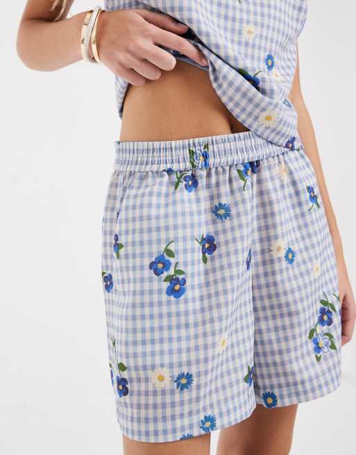 Vero Moda pull on shorts in blue floral gingham print - part of a set, 5 of 5