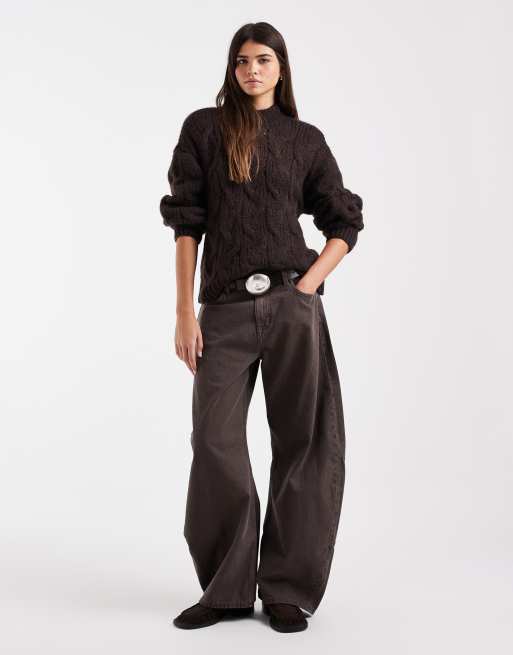 Vero Moda pull oversize à col montant en maille torsadée duveteuse marron chocolat, 2 de 4