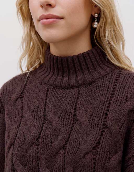 Vero Moda pull oversize à col montant en maille torsadée duveteuse marron chocolat, 5 de 5