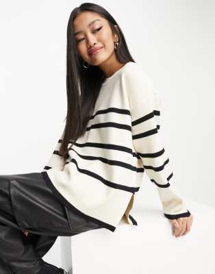 Vero Moda - Pullover in Schwarzweiß gestreift-Bunt