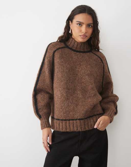 Vero Moda Pullover mit Stehkragen und Kontrastnähten in Hellbraun, 2 von 4