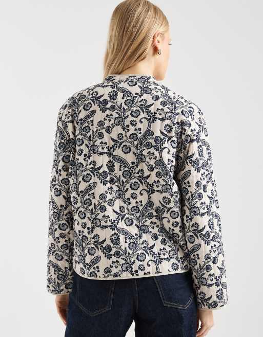 Vero Moda quilted jacket in cream and blue paisley print, 4 of 4