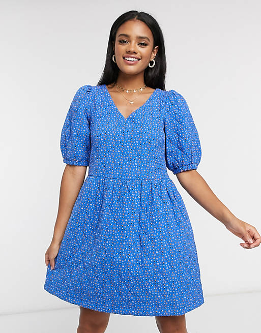 Vero Moda quilted smock dress with puff sleeve in ditsy blue