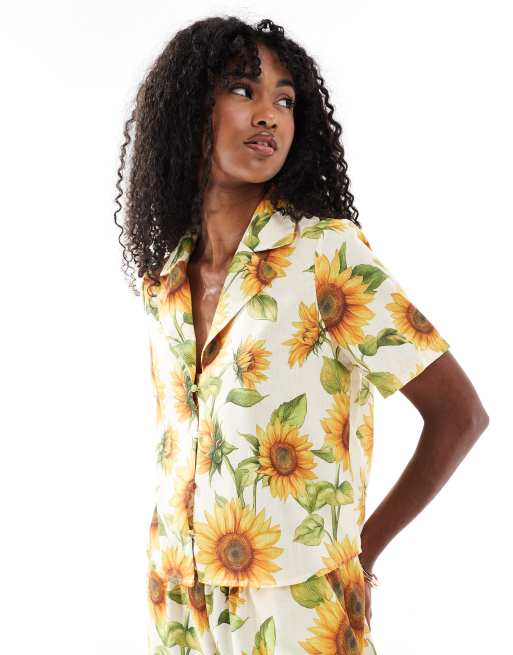 Vero Moda - Recht overhemd met korte mouwen in zonnebloemenprint, deel van co-ord set