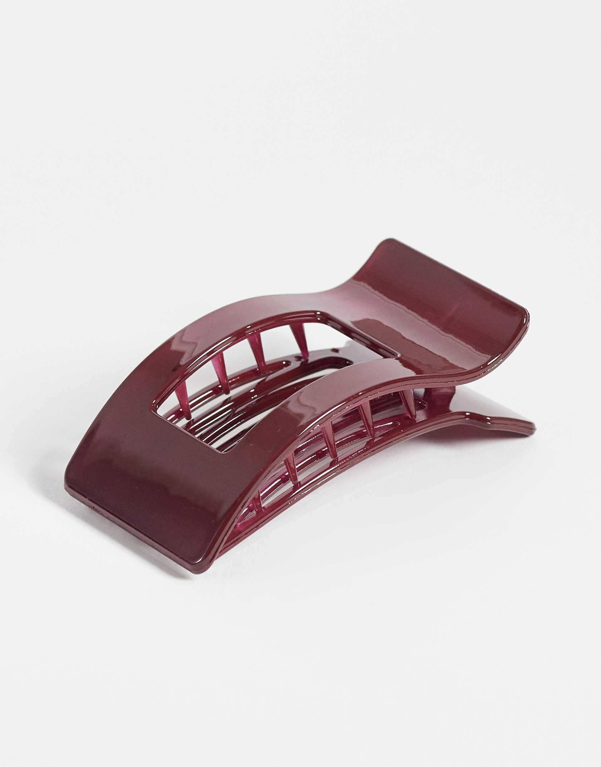 vero moda rectangular claw hair clip in burgundy