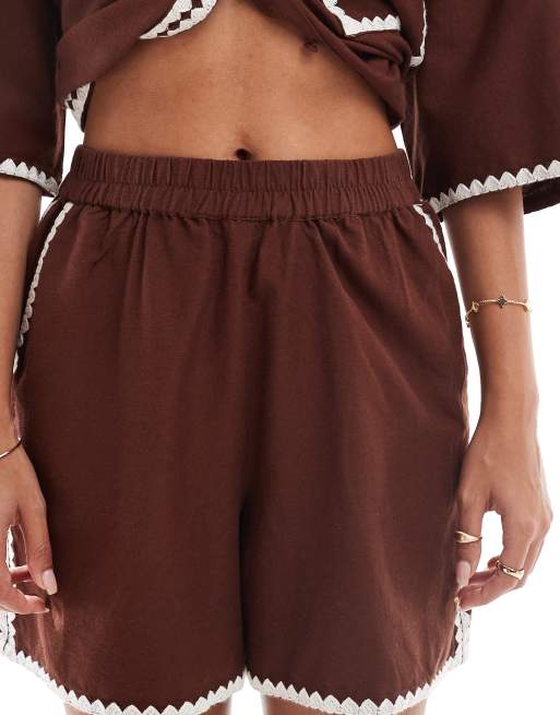 Vero Moda relaxed fit shorts with contrast stitching in chocolate - part of a set, 4 of 5