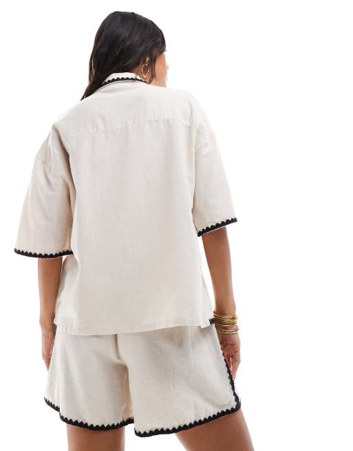 Vero Moda relaxed fit shorts with contrast stitching in cream (part of a set), 4 of 5