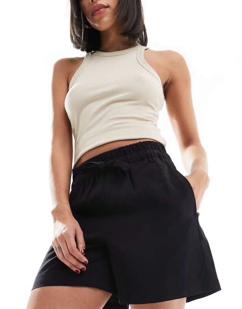 Vero Moda relaxed shorts with tie waist in black - view 1