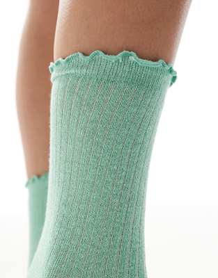 Vero Moda Ribbed Glitter Socks With Frill Edge In Green