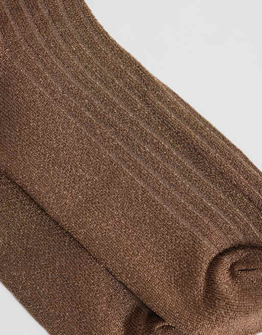 Vero Moda ribstrikkede sokker i lysebrun, 3 af 3