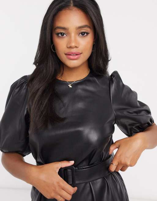 Vero Moda - Robe en imitation cuir avec ourlet à basque - Noir, 3 de 4