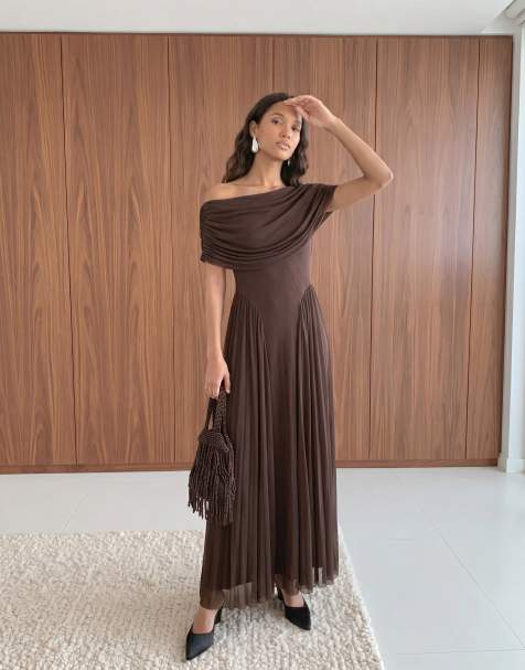 Vero Moda - Robe longue avec manches 3/4 et cape - Marron café - view 1