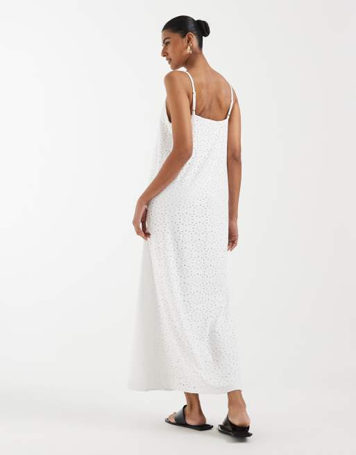 Vero Moda - Robe mi-longue en jersey avec broderies fleuries et fines bretelles - Blanc, 4 de 4