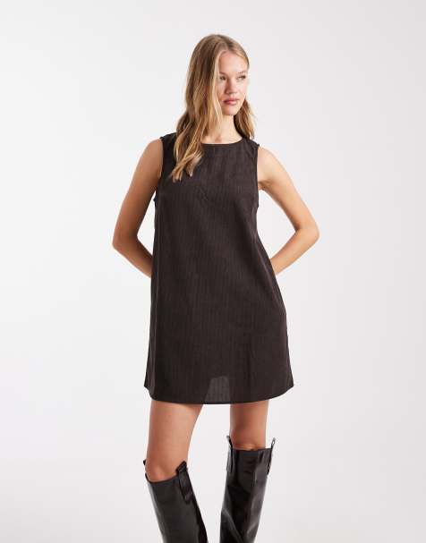 Vero Moda - Robe ultra-courte en velours côtelé doux - Chocolat - view 1