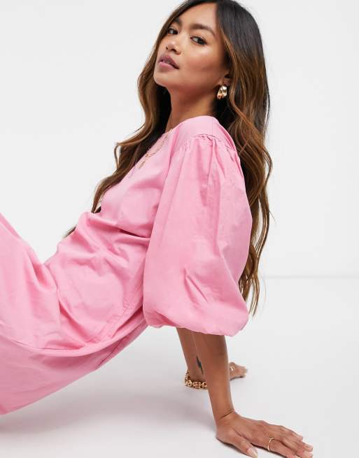 Vero Moda – Różowa, popelinowa sukienka midi z bufkami, 3 z 4
