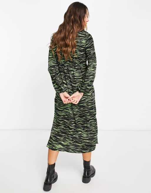 Vero Moda ruched front zebra print midi dress in green, 2 of 4