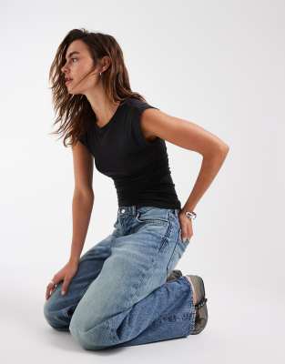 Vero Moda Ruched Side Short Sleeve T-shirt In Black