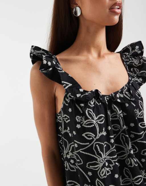 Vero Moda ruffle cami strap midi dress in black and white floral print, 2 of 4