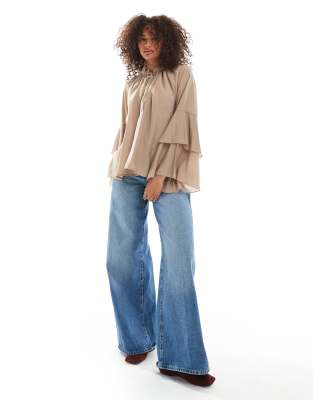 Vero Moda Ruffle Tiered Sleeve Boho Top In Brown