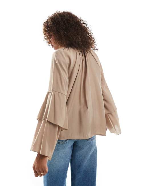 Vero Moda ruffle tiered sleeve boho top in mink