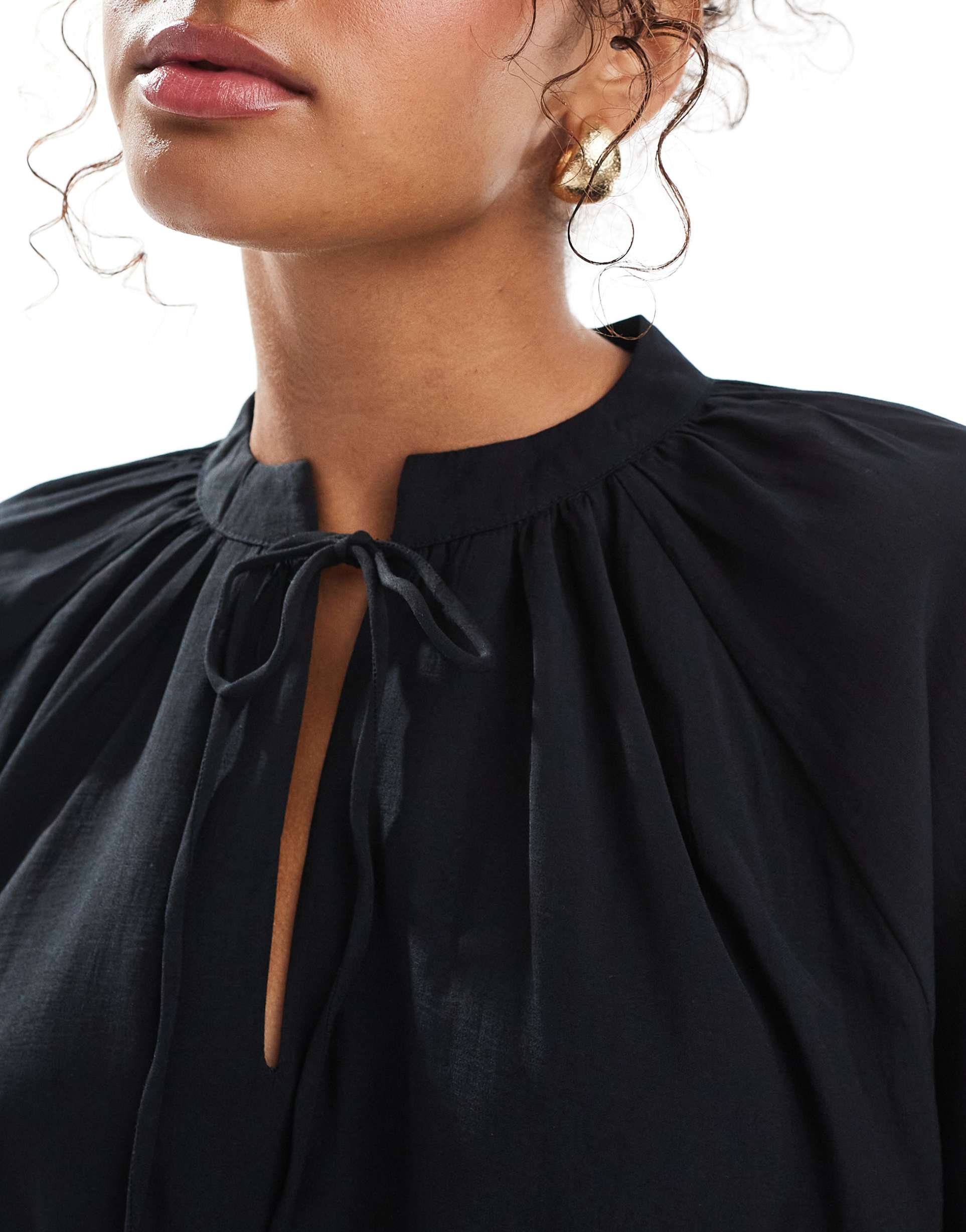 vero moda ruffle tiered sleeves boho top in black