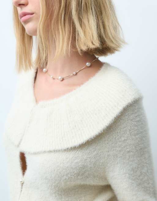 Vero Moda ruffle trim soft fluffy knitted cardigan in cream, 2 of 4