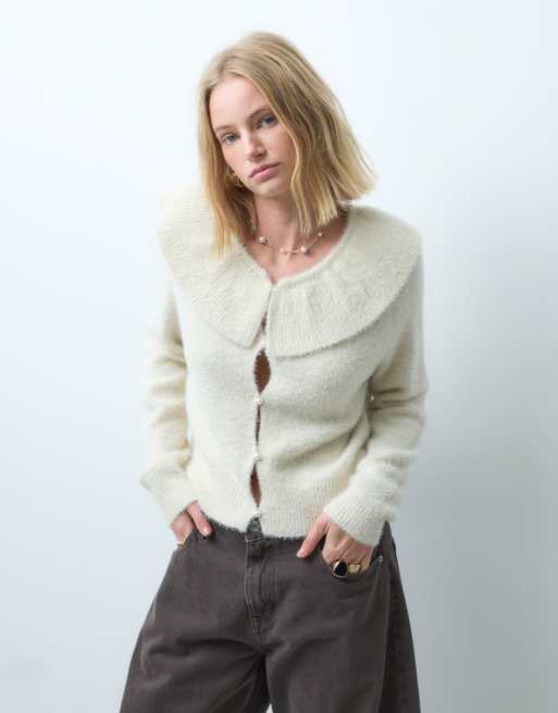 Vero Moda ruffle trim soft fluffy knitted cardigan in cream, 4 of 4