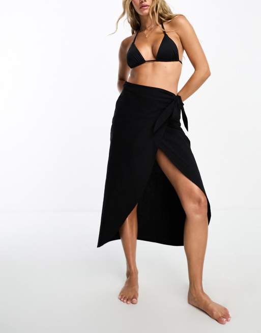 Black on sale beach skirt