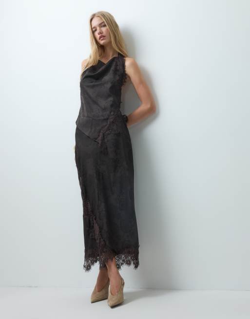 Vero Moda satin halterneck top with lace detail in chocolate brown, 3 of 4