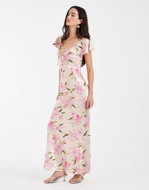 Vero Moda – Satin-Maxikleid in Cremeweiß mit Flatterärmeln und rosa Blumenmuster - view 1