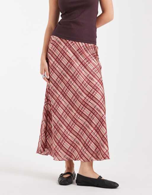 Vero Moda satin midi skirt in pink and burgundy plaid print, 2 of 5