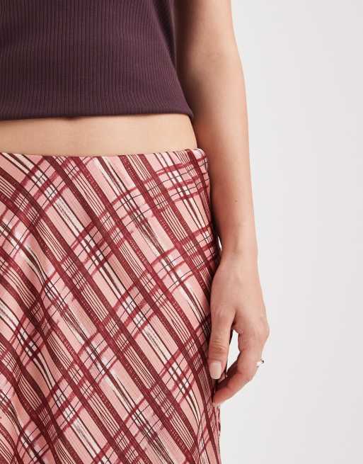 Vero Moda satin midi skirt in pink and burgundy plaid print, 3 of 5
