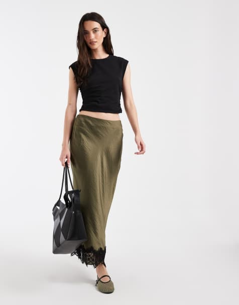 Vero Moda Satin-Midirock mit Spitzensaum in Dunkelgrün - view 1