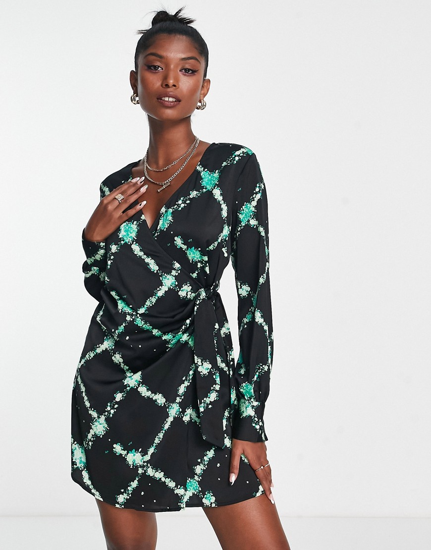 Vero Moda satin mini wrap dress in green print-Black