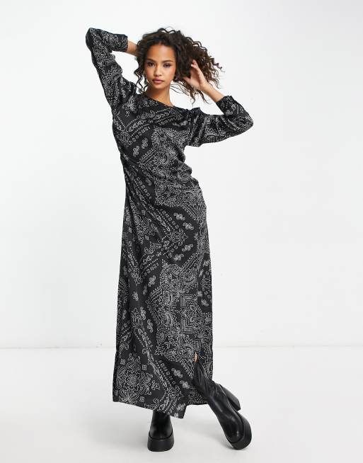 Vero Moda satin ruched maxi dress with split in black paisley print