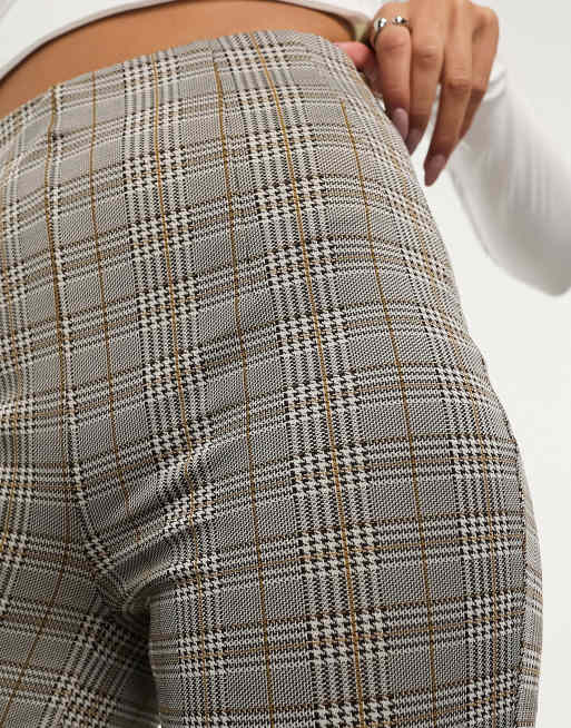 Vero Moda – Schmal geschnittene, karierte Hose aus schwerem Jersey mit elastischem Bund , 3 von 4