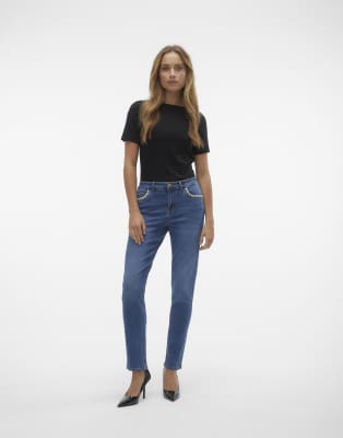 Vero Moda - Schmal zulaufende Jeans aus dunkelblauem Denim
