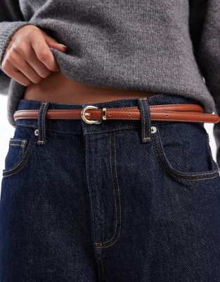 Vero Moda - Schmaler Gürtel aus Kunstleder in Cognac-Brown