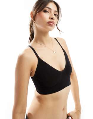 Vero Moda Vero Moda seamless deep v bra top in black