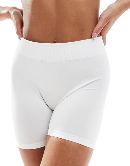 Vero Moda shapewear short leggings in white, 3 of 4
